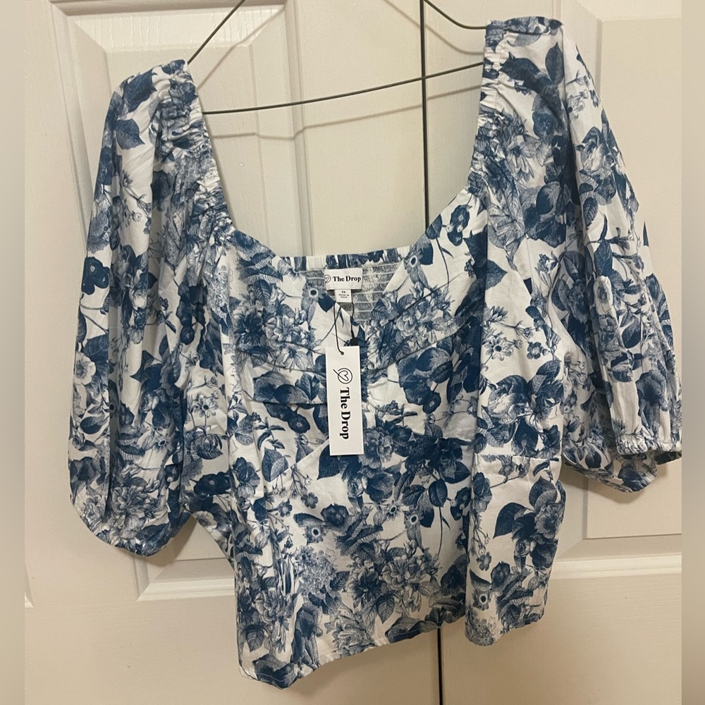 Blue Floral Sweetheart Neckline Puff-Sleeve Smocked Back Top